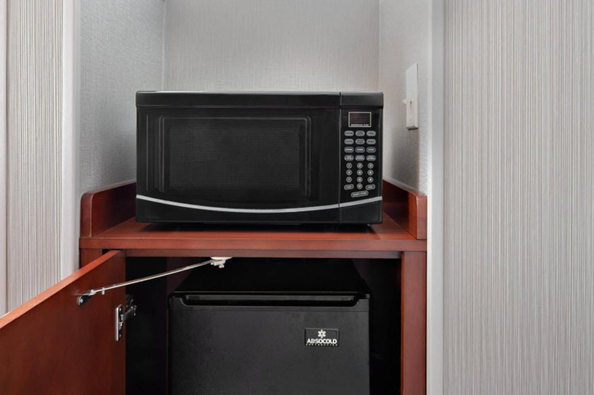 מלון Courtyard By Marriott Raleigh North/Triangle Town Center מראה חיצוני תמונה