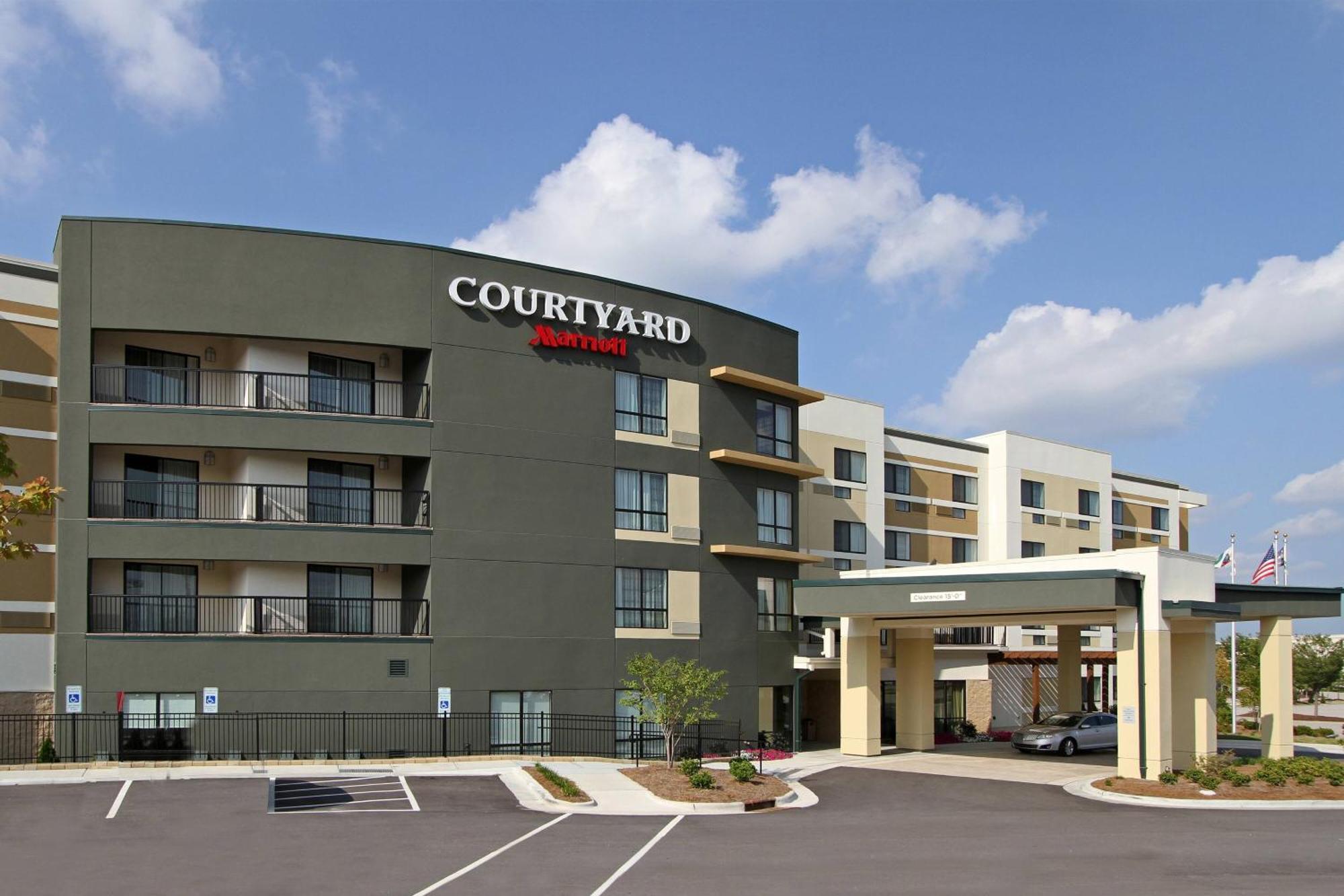 מלון Courtyard By Marriott Raleigh North/Triangle Town Center מראה חיצוני תמונה
