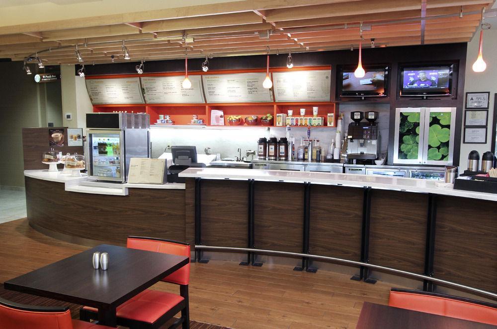 מלון Courtyard By Marriott Raleigh North/Triangle Town Center מראה חיצוני תמונה