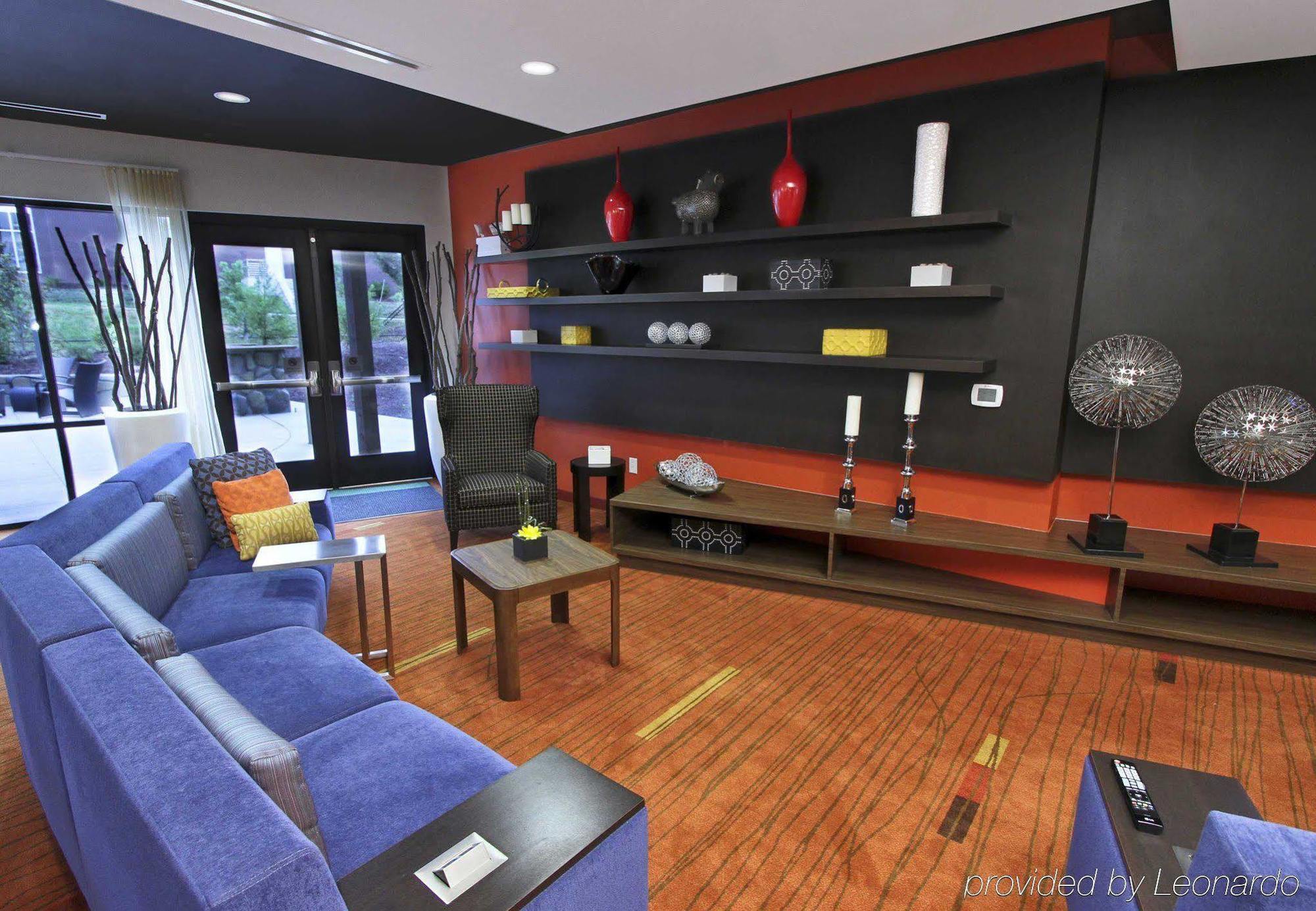 מלון Courtyard By Marriott Raleigh North/Triangle Town Center מראה חיצוני תמונה