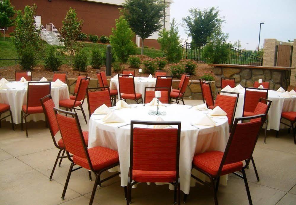 מלון Courtyard By Marriott Raleigh North/Triangle Town Center מראה חיצוני תמונה